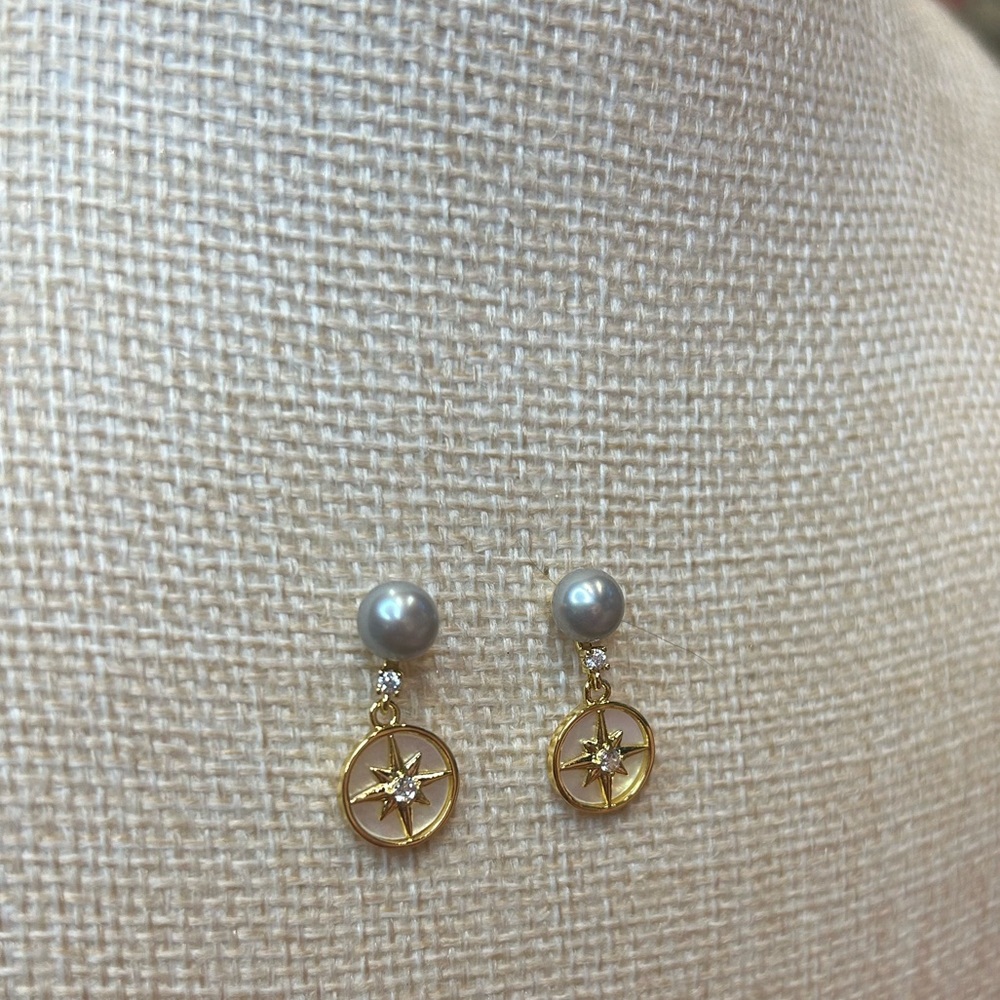 Beautiful Star Dangle Freshwater Pearl Earrings View 3